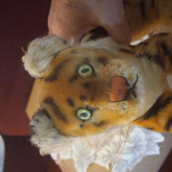 Very old tiger stuffed animal plush. Doll - Picture 3 of 3